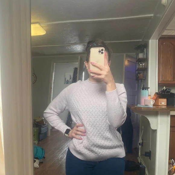 Kohl’s size small light purple sweater